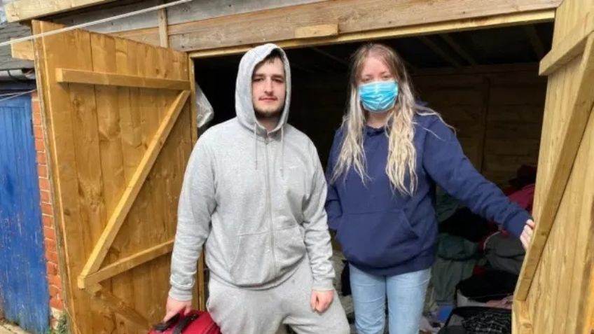 Pareja se queda sin casa por el Covid-19; fueron despedidos de su trabajo y reciben esto