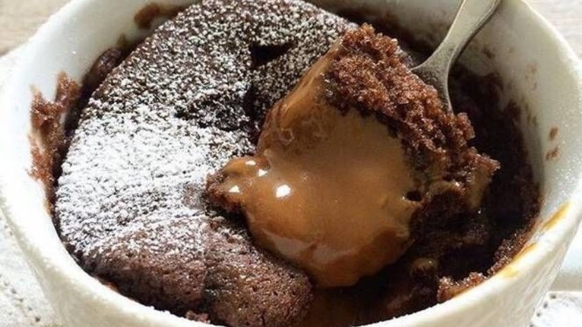 Endulza tu vida en tan solo 20 minutos con este delicioso volcán de chocolate