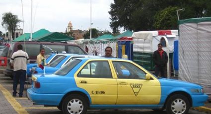 Frente a su esposa, taxista es asesinado a balazos; recibió al menos 8 impactos