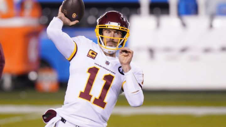 Fue el Regreso del Año en la NFL; ahora Alex Smith está si equipo al ser liberado por Washington