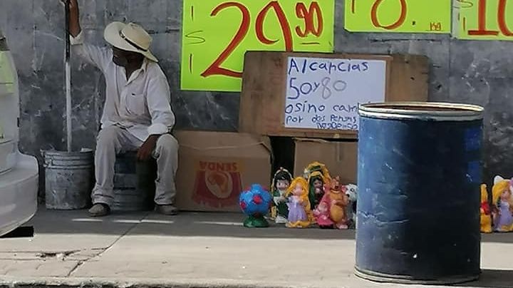 Tras crisis por Covid-19, comerciantes de Guaymas realizan trueque por comida