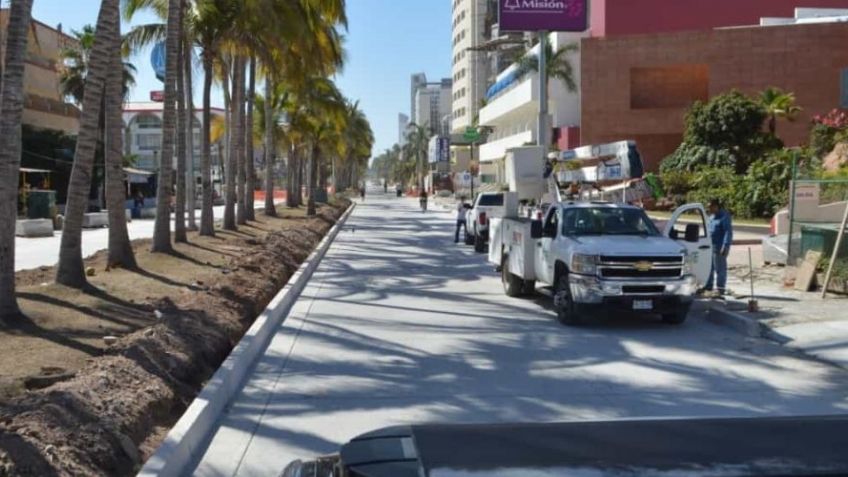 A tiros agreden a una pareja en un restaurante de la zona Dorada de Mazatlán; el hombre falleció