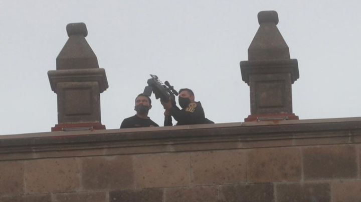 Presencia de hombres armados fue por uso indebido de drones, según Presidencia