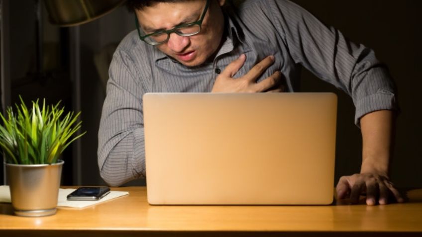 Ten cuidado: Trabajar más de 50 horas a la semana aumenta el riesgo de sufrir un infarto