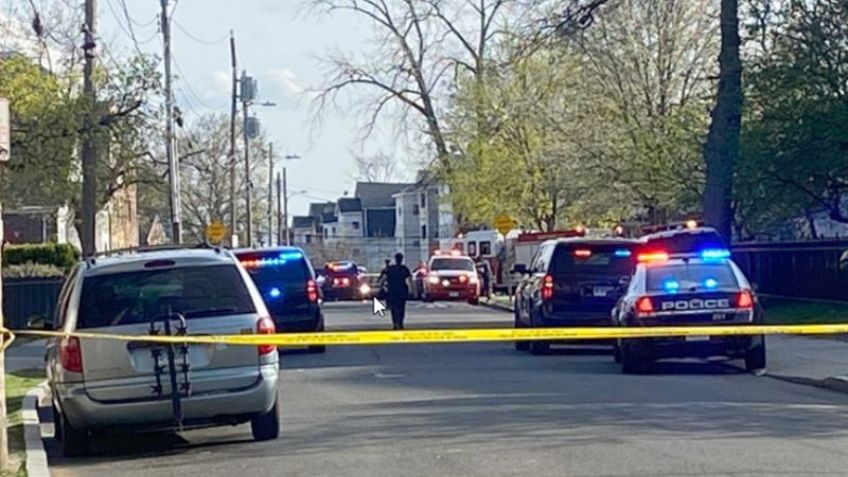 ¡Lamentable! Niño de 3 años muere en un tiroteo en Connecticut; viajaba con su  familia