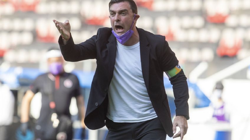 Pablo Guede no aguanta más y renuncia como entrenador de los Xolos de Tijuana