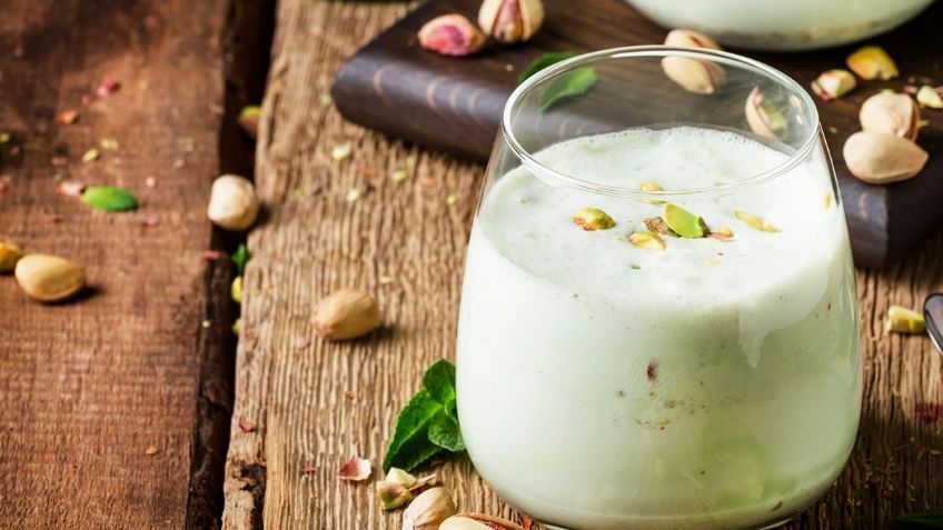 Refresca las tardes de calor con esta maravillosa agua de pistache