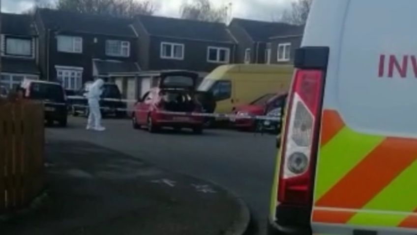 Atroz crimen: Dentro del maletero y moribundo, hombre es hallado; lo habrían torturado