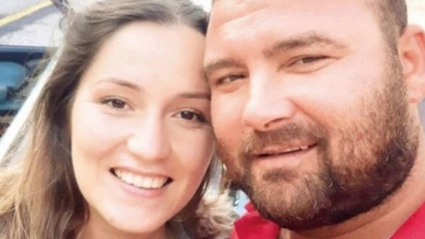 Baño de sangre: Apuñala a su esposa en el corazón y la mata; inventó que le era infiel