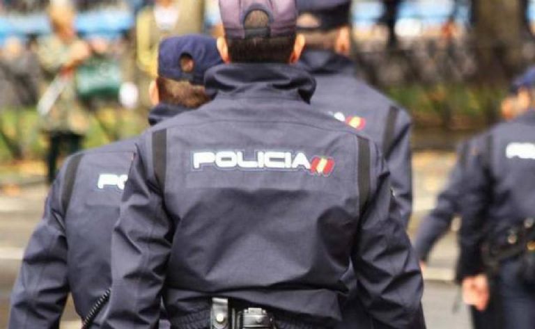 Rescatan a una niña de 12 años vendida por sus padres