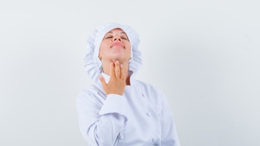 Dile adiós a la molesta papada con estos alimentos que te ayudarán a reducirla