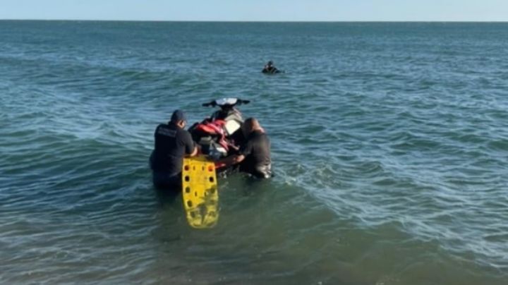 Rescatan a dos personas en las aguas de Bahía de Kino; hay un joven de 17 años desaparecido