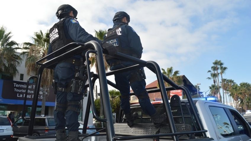 Ataque armado: Hombre es acribillado y otro termina gravemente herido; 2 mujeres son lesionadas