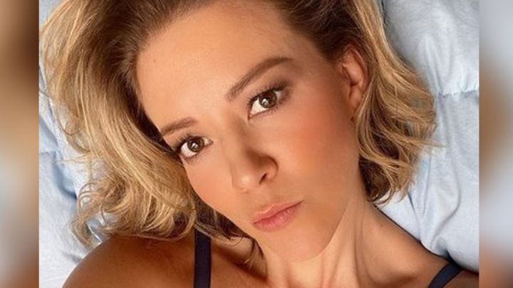 ¡Impactante! Fernanda Castillo arrasa con las miradas al posar en bañador desde la playa