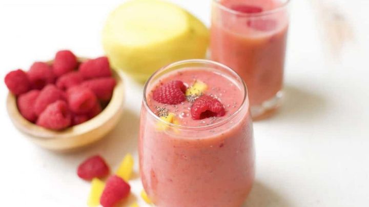 Cuida de tu cerebro con ayuda de este jugo de mango con frambuesa