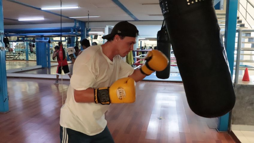 Roberto 'Cobra' Fierro pone en riesgo su invicto el próximo 14 de mayo