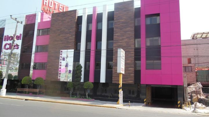 Macabro hallazgo: Encuentran un cadáver maniatado en la habitación de un hotel