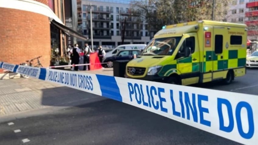 ¡Alerta! Apuñalan a adolescente de 14 años afuera de pizzería y muere; salía de la escuela