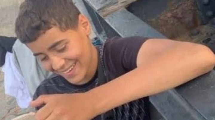 Macabro asesinato: Alumno sale de la escuela y lo apuñalan en la cabeza hasta morir; arrestan a niño