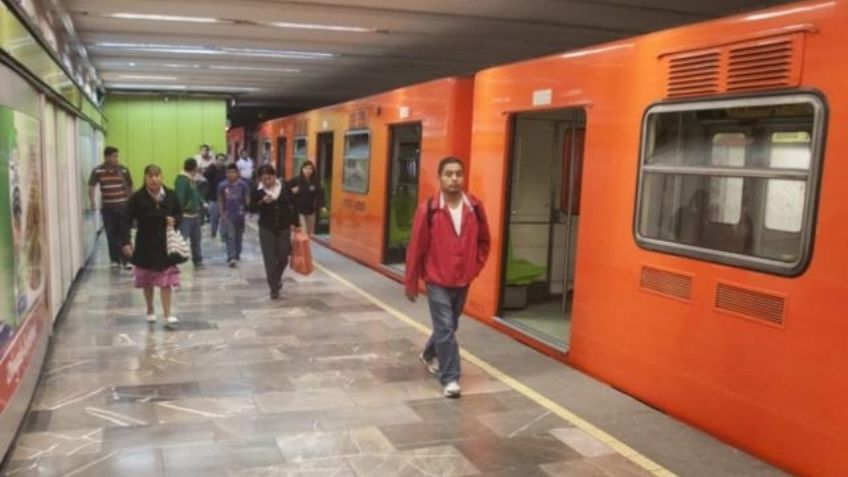 "Viene besándose delante de todos": Pareja gay, amenazada en el Metro de CDMX; VIDEO del momento