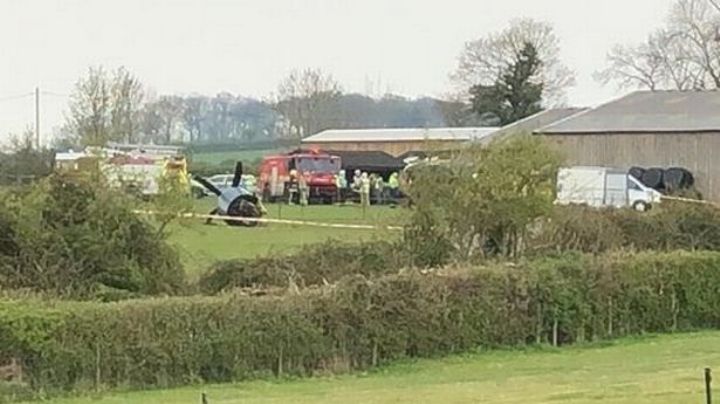 ¡Tragedia en Inglaterra! Avión aterriza de emergencia cerca de construcción; hay dos heridos