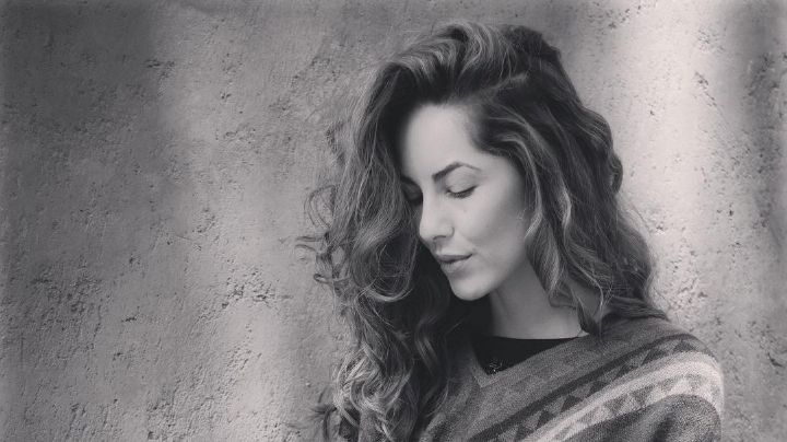 "Me rompieron": Bárbara Mori confiesa terrible episodio de su niñez; sus padres la violentaron