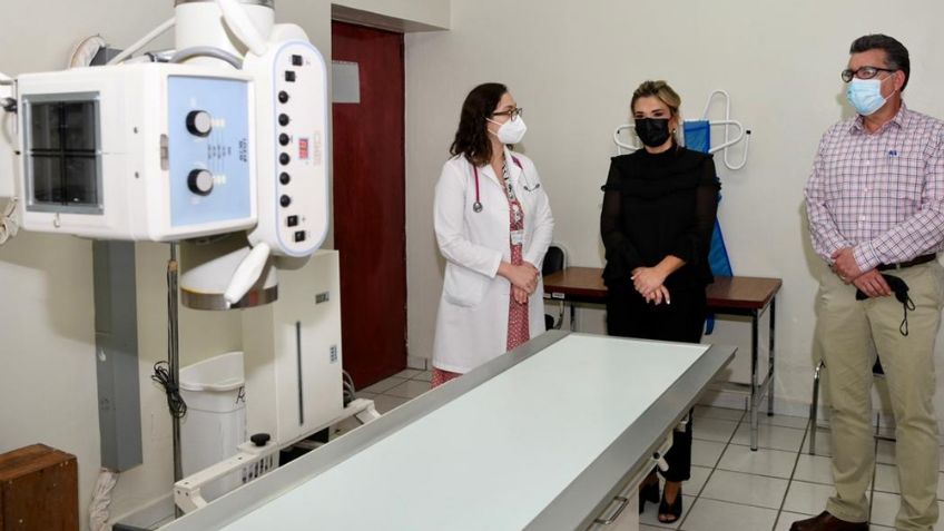 Sonora: Claudia Pavlovich supervisa atención de pacientes con nuevo mastógrafo en el Caaps
