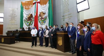 Congreso de Tamaulipas rechaza desafuero; reconoce a García Cabeza de Vaca como gobernador
