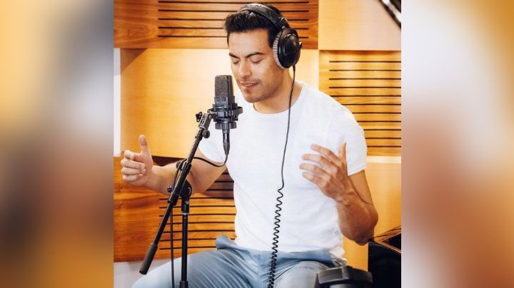 Carlos Rivera 'revienta' redes sociales con 'Pasaba Por Aquí', su nuevo proyecto