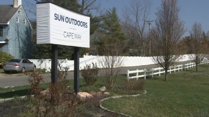 Terrible tragedia: Niña de 3 años muere tras cae a una fosa séptica en un campamento