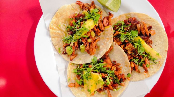 ¿Antojo de unos tacos? Prueba este delicioso pollo al pastor; deleitará tu paladar