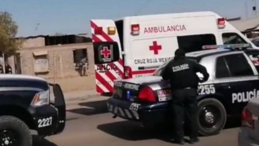 Sonora: Frente a su pareja, acribillan a hombre con escopeta 'hechiza' y lo apuñalan