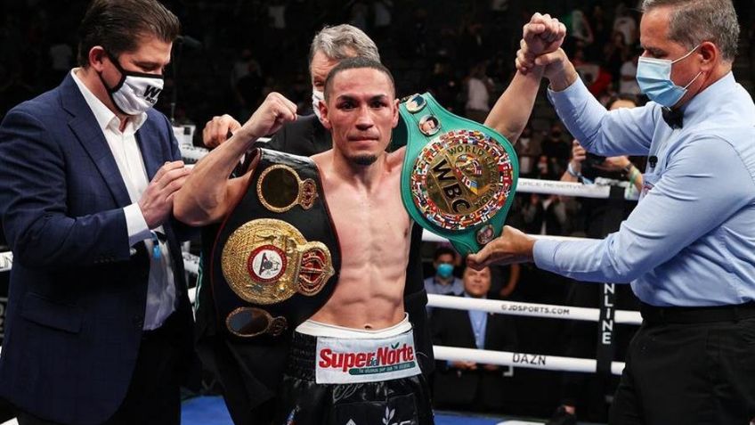 Un cuatro veces campeón mundial en diferente categoría quiere pelea con 'Gallo' Estrada