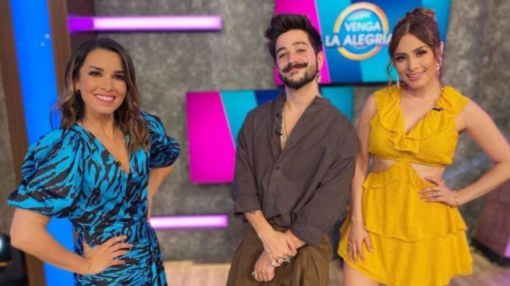 ¡Cuidado! Camilo vive trágico momento en 'VLA' y tunden de críticas su visita a TV Azteca