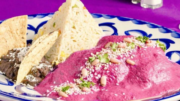 ¿Mole rosa? El sabor de esta platillo es delicioso: Aprende esta exquisita receta