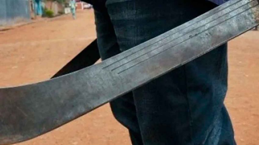 Hermosillo: Mujer resulta gravemente lesionada al recibir 'machetazo' en la pierna