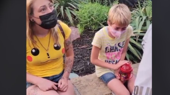 VIDEO: Vetan 5 años a mujer de Six Flags por usar shorts "muy cortos"; la policía la acosó