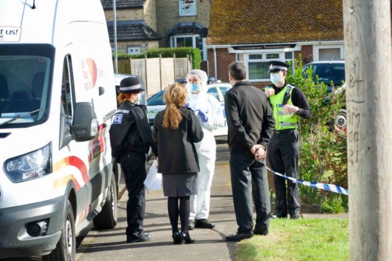 Encuentran a una anciana discapacitada sin vida