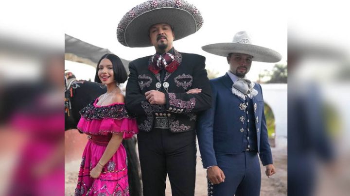 ¡Trapitos al sol! Pepe Aguilar, Ángela y Leonardo se hacen fuerte confesión en 'Tu-Night'