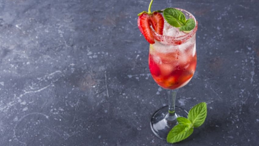 Desestrésate este ombligo de semana con un fabuloso mojito de vino tinto
