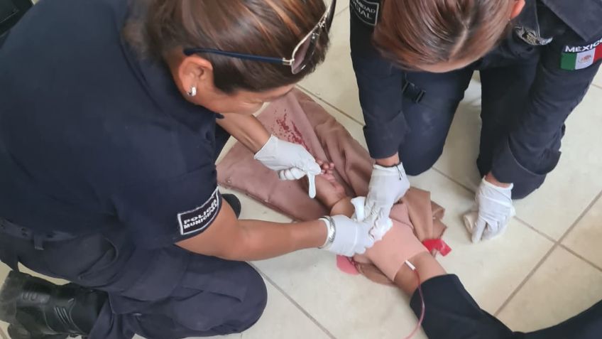 Guaymas: Para auxiliar a la población, SSP Sonora recibe curso Primer Respondiente de Cruz Roja