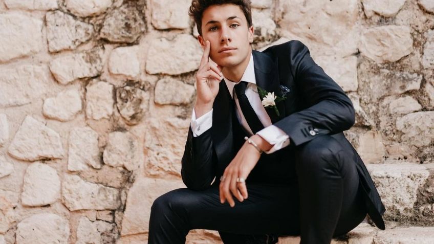 ¿A qué se debe el atractivo de Juanpa Zurita? Aquí el recuento de las cirugías en su rostro