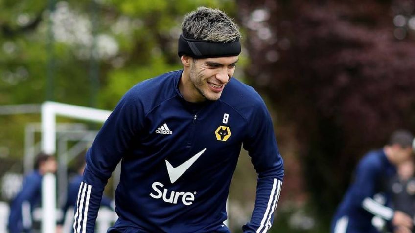 Raúl Jiménez volverá con la manada: Tiene permiso del médico de los Wolves para jugar