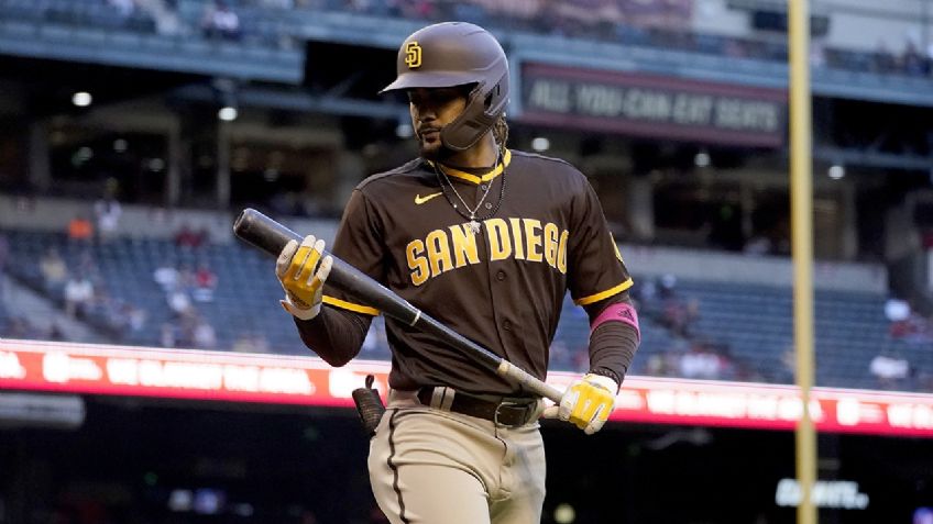 Tatis Jr. vuelve a alineación de los Padres tras estar alejado por protocolos