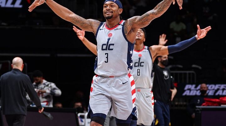Wizards muestran su magia; arrollan a los Pacers y están en los playoffs de la NBA