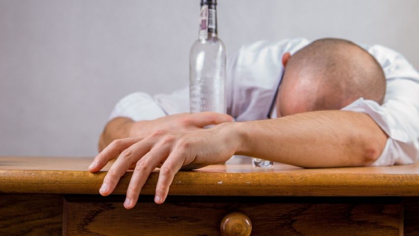 ¡Macabro hallazgo! Las bebidas alcohólicas causarían demencia y graves daños cerebrales