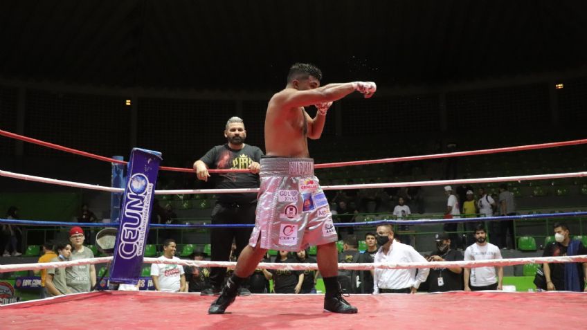 'Guáguara' Reyes Jr., y su padre realizarán función de boxeo para ayudar a la familia de Carlos Castro