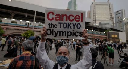 Furia en Japón: Ciudadanos arremeten violentamente en contra del vicepresidente del COI