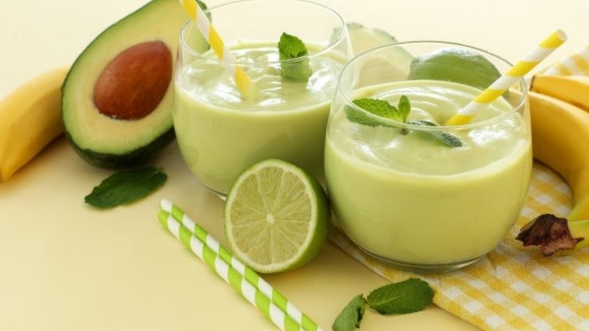 Olvídate del cansancio gracias a este interesante licuado de aguacate con limón