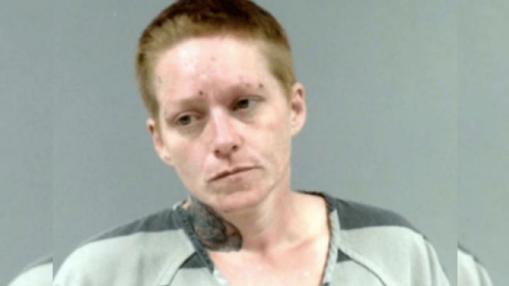 Brutal: Pelea con su esposo por el uso del celular, lo baña en gasolina y le prende fuego